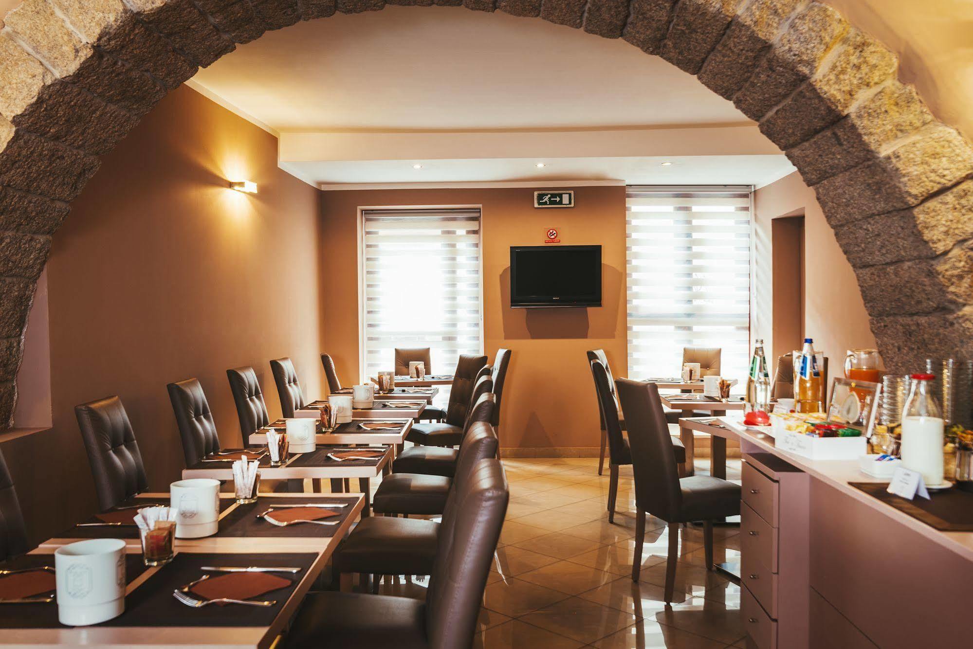 Hotel Centrale Όλμπια Εξωτερικό φωτογραφία