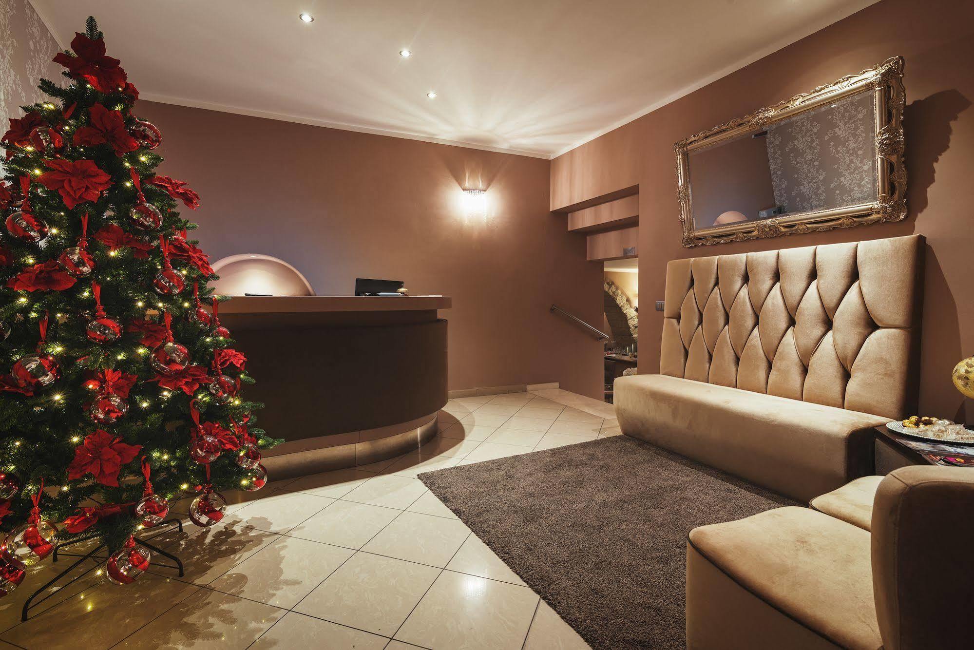 Hotel Centrale Όλμπια Εξωτερικό φωτογραφία